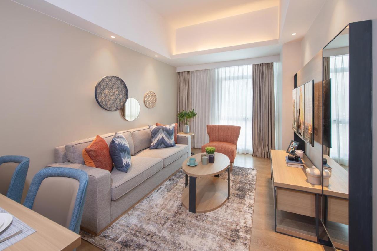 Citadines Roces Quezon City Buitenkant foto