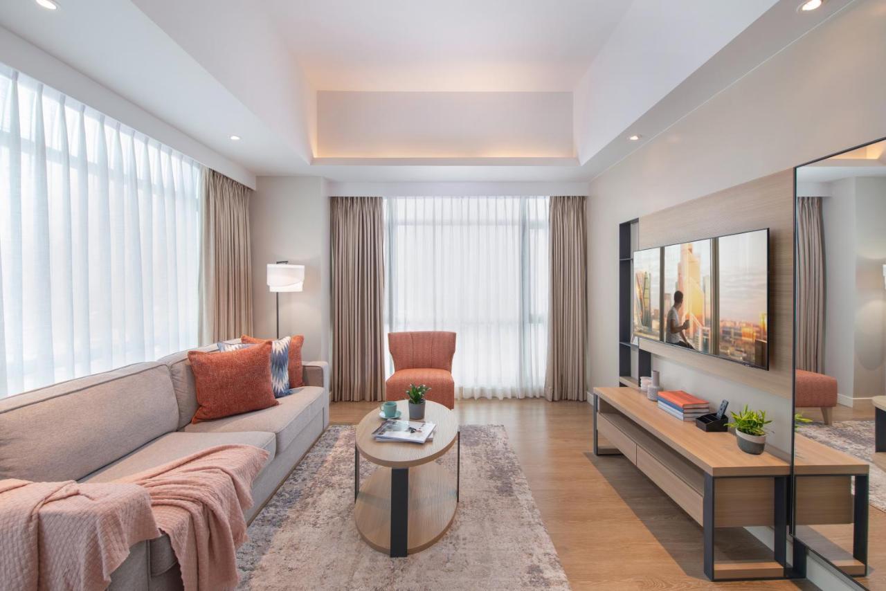 Citadines Roces Quezon City Buitenkant foto